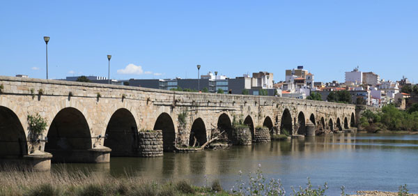 Oude Romeinse brug in Mérida